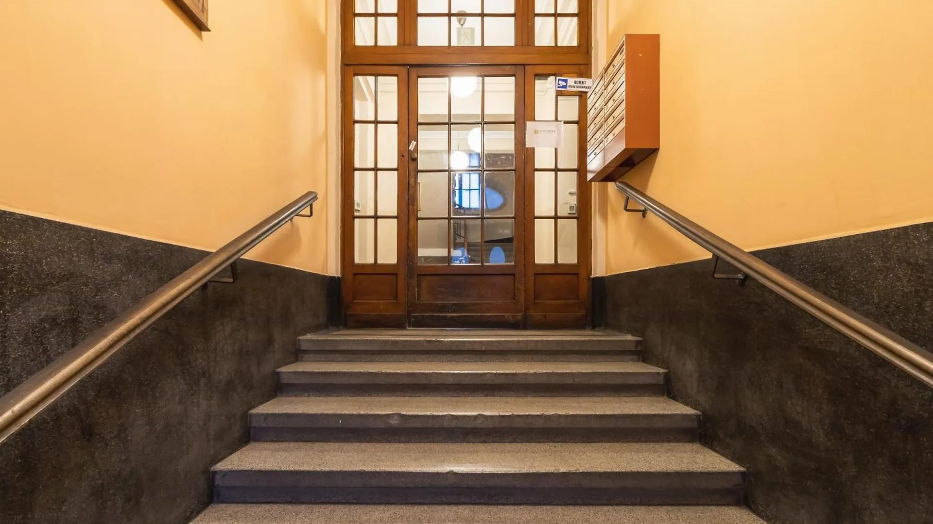 Apartment Lubelska Krakow By Noclegi Renters